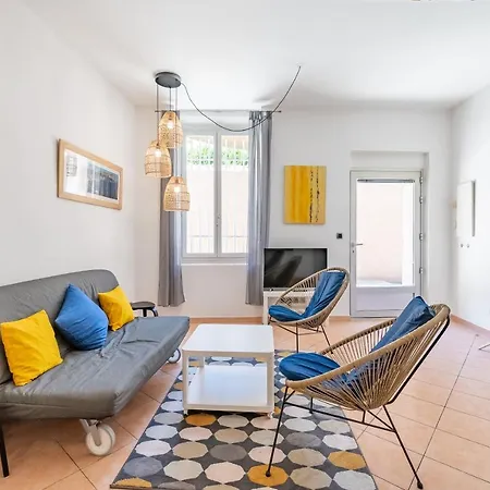 Apartment Droit Au Port Par Dodo-a-cassis Cassis
