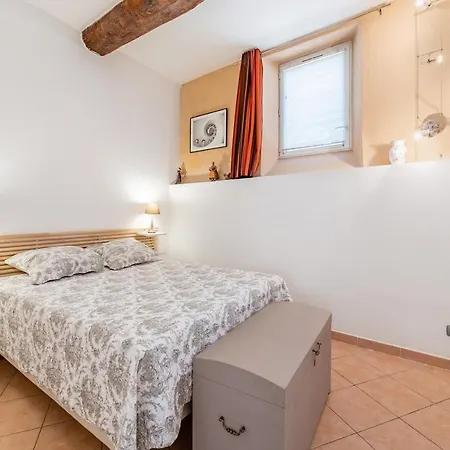Appartement Droit Au Port Par Dodo-a-cassis *
