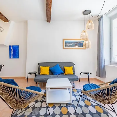 Droit Au Port Par Dodo-a-cassis Appartement Cassis